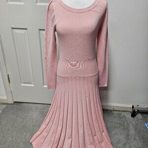 Beautiful baby pink maxi sweater dress from Marciano Guess